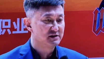 雷竞技登录入口-杜锋：四川队在困难时期依然为了热爱而打球，向他们表示致敬
